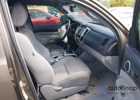 2011 Toyota Tacoma Prerunner V6 из США, поврежденный, VIN 3TMJU4GN8BM110084